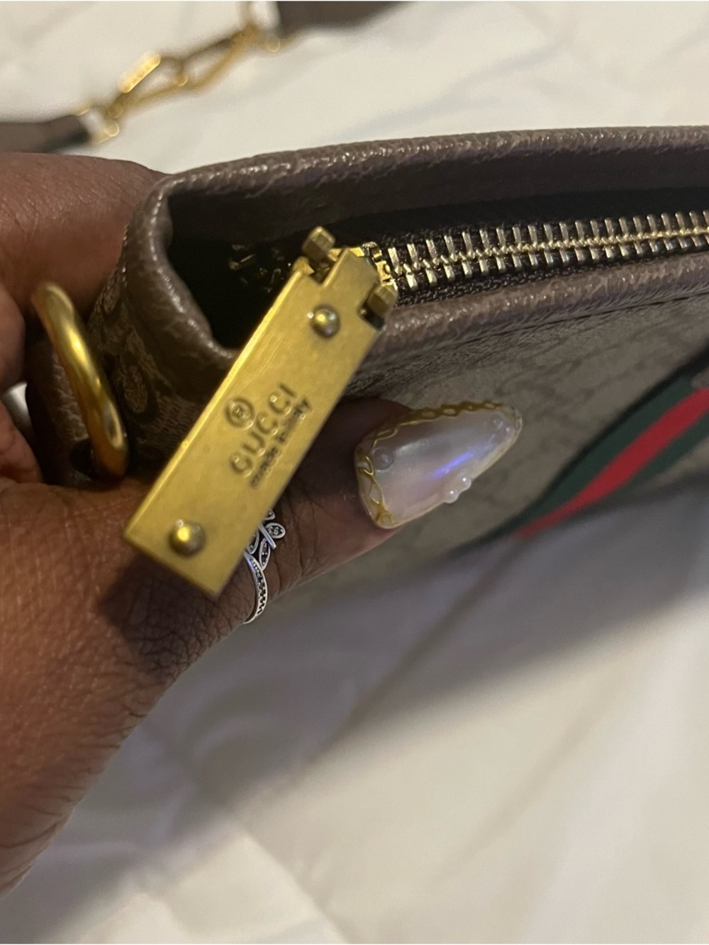 Fashion bag Supreme Canvas Wristlet with Red and Green Web - Picture 3 of 3